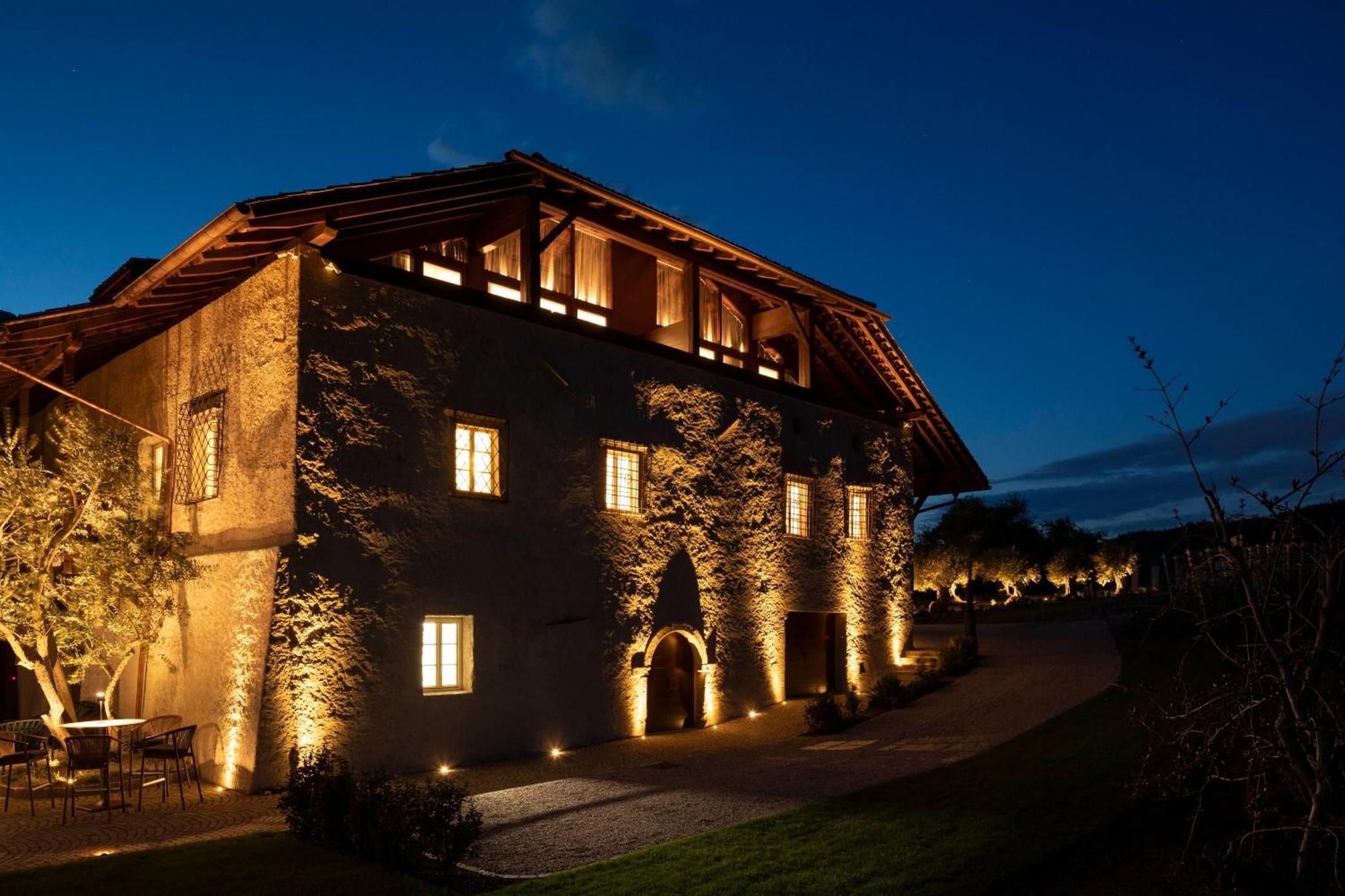 Ansitz Battisti Suites (Adults Only) Caldaro Exteriér fotografie