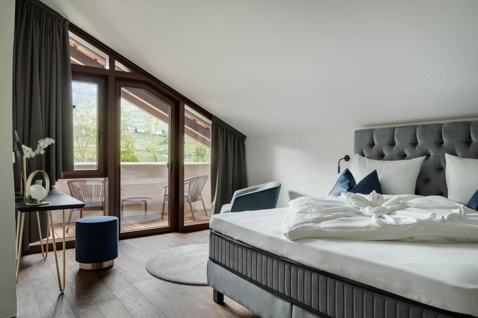 Ansitz Battisti Suites (Adults Only) Caldaro Pokoj fotografie